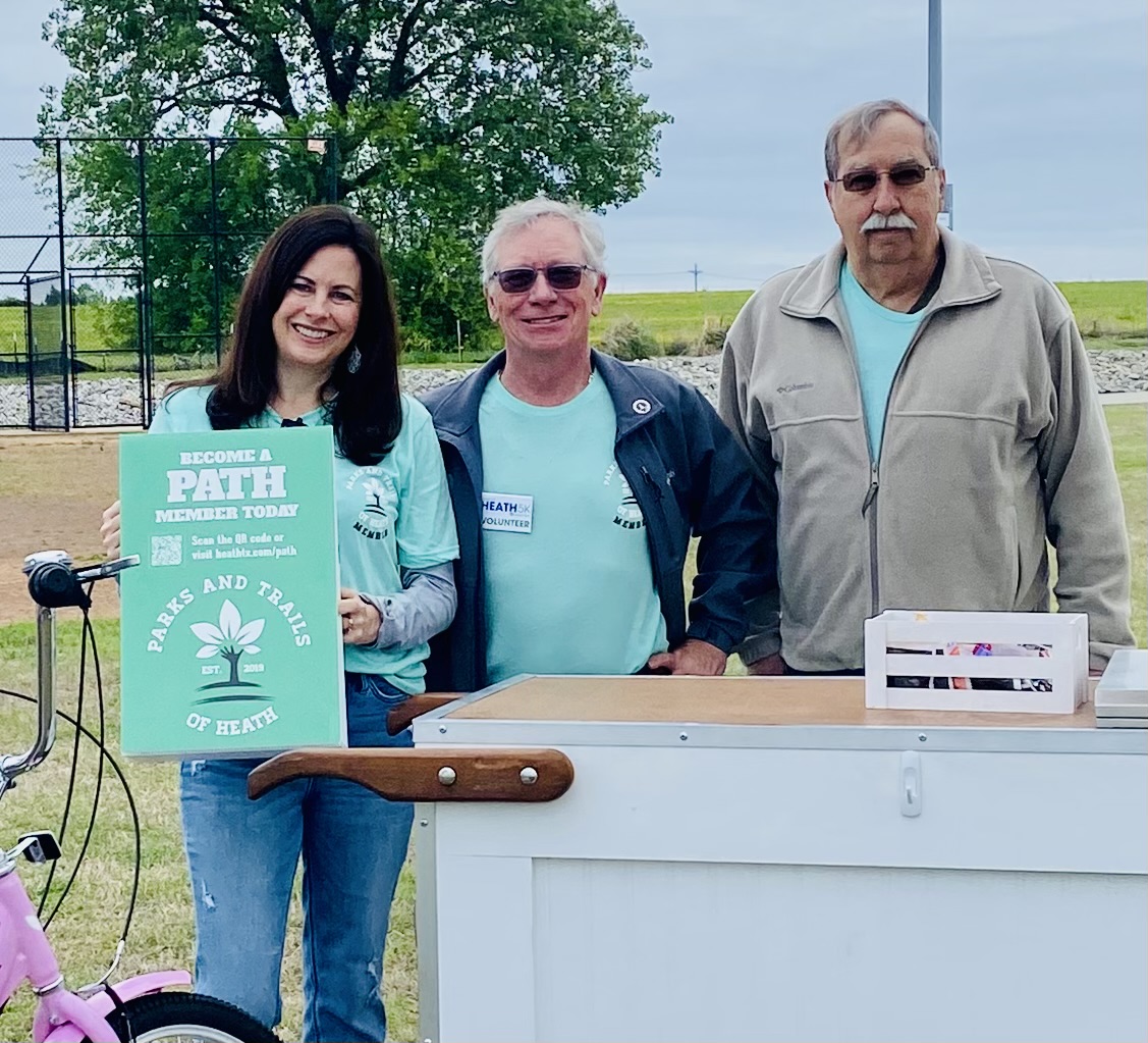 PATH promotional cart at the Heart of Heath 5k